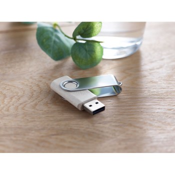 TECHMATE+ - USB in paglia Gadget.it