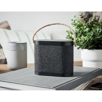 WUSIC - Speaker con caricatore wireless da Gadget.it